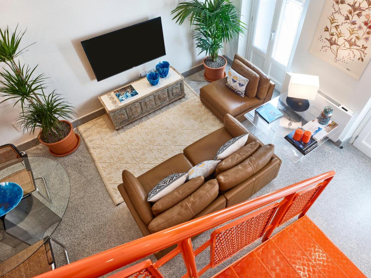 Right House - Indipendent In Characteristic Marina District Apartment Cagliari Bagian luar foto
