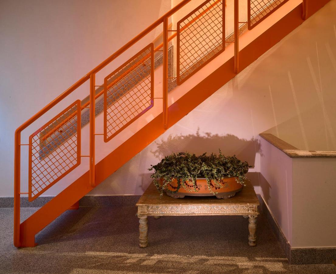 Right House - Indipendent In Characteristic Marina District Apartment Cagliari Bagian luar foto